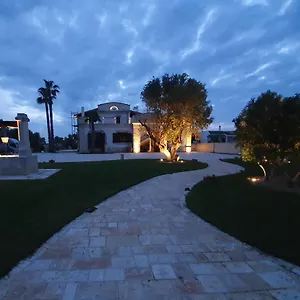 Casa di campagna Zecca Con Piscina, Lecce